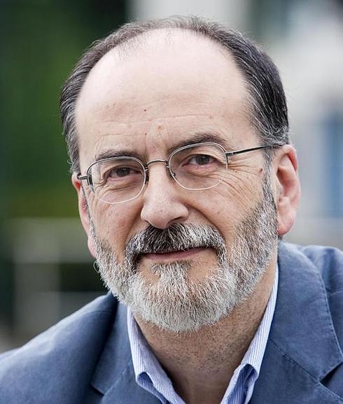 La ciudad distinguirá el martes a Casado Soto como Hijo Predilecto