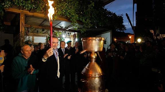 Potes da a su orujo un punto andaluz