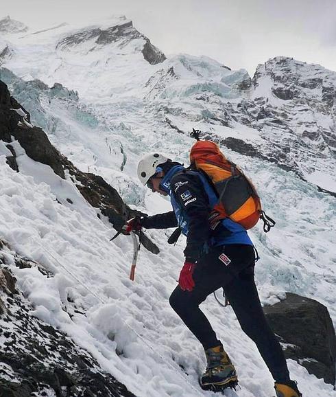 Alex Txikon inaugura las jornadas de la Montaña Lebaniega