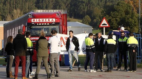 Saint-Gobain dice que retrasar el cierre solo perjudicará a los trabajadores y a la empresa"