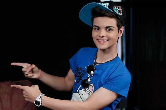 Abraham Mateo ya tiene su primera biografía oficial