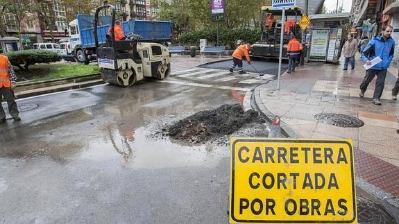 El PSOE denuncia un "caos circulatorio" por el asfaltado de San Fernando