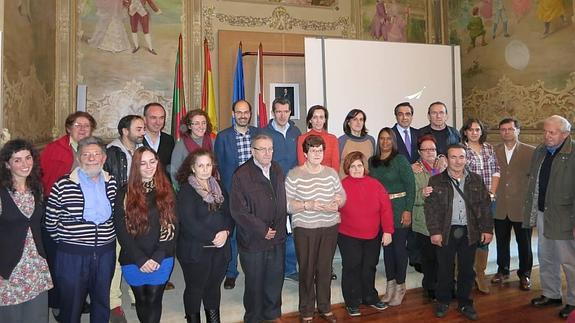 El Ayuntamiento homenajea a los voluntarios de Torrelavega