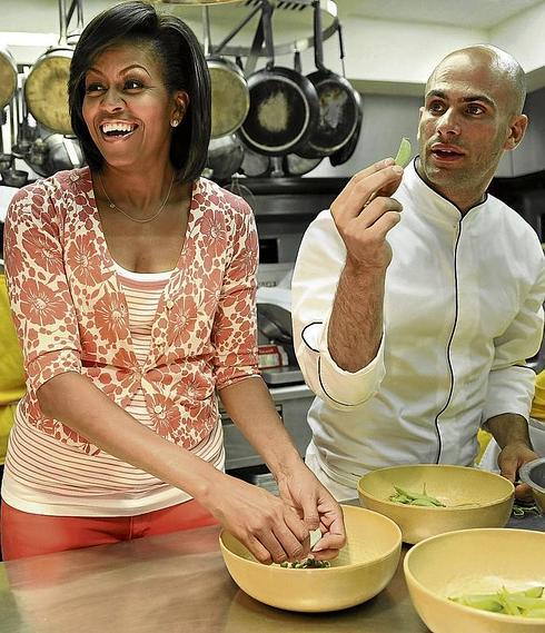 Los Obama se quedan sin su cocinero... por amor