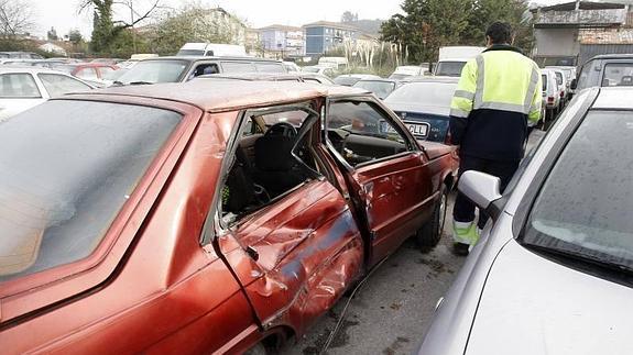 Fallece un motorista al colisionar con un coche en Barreda