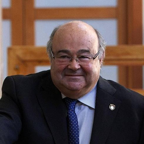 Gómez Sal advierte de que no hará más recortes porque "ni puedo ni quiero"