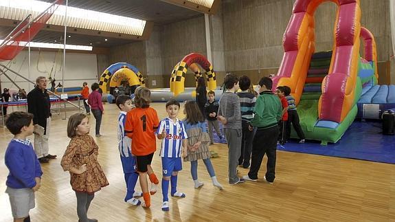 Atracciones infantiles, actuaciones y más de 140 talleres, desde este sábado en Navipark