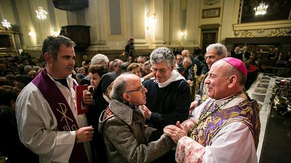 Vicente Jiménez llama a la renovación moral en su toma de posesión como arzobispo