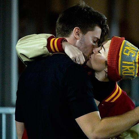 Miley ya conoce a su 'suegro'