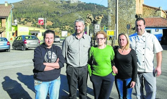 "Teleférico de Cabárceno sí, pero no a costa de dejar aislado el pueblo"