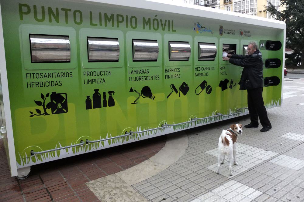 Los puntos limpios móviles recogieron más de 75.100 kilos de residuos en 2014