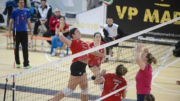 El Club Voleibol Torrelavega cae en la final de la Copa de la Princesa