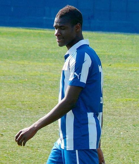 Las exigencias del Espanyol dificultan el fichaje de Sylla