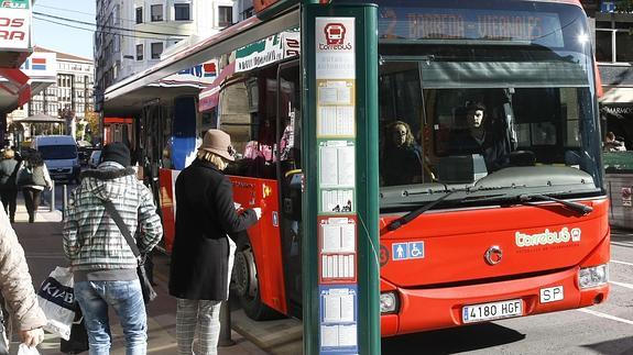 El Torrebús cerró 2014 con un nuevo récord de viajeros