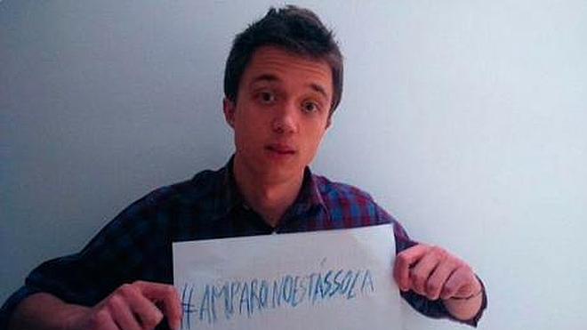 Íñigo Errejón se suma a la campaña #AmparoNoestáSola