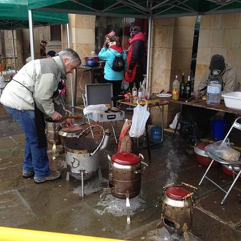 Pilar Gutiérrez gana el Concurso de Ollas Ferroviarias de San Sebastián