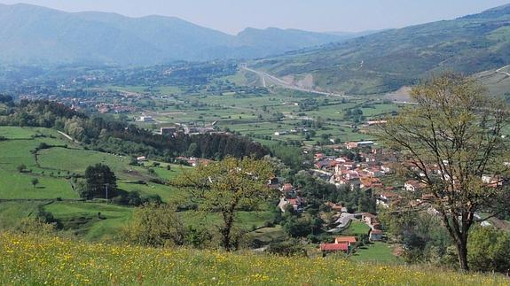 Los alcaldes de Iguña, Cieza y Anievas reivindican un lugar en el mapa del Besaya