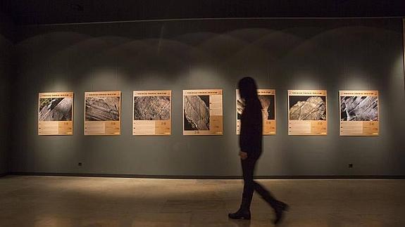 'El arte de la luz' abre el calendario de exposiciones del Museo de Prehistoria