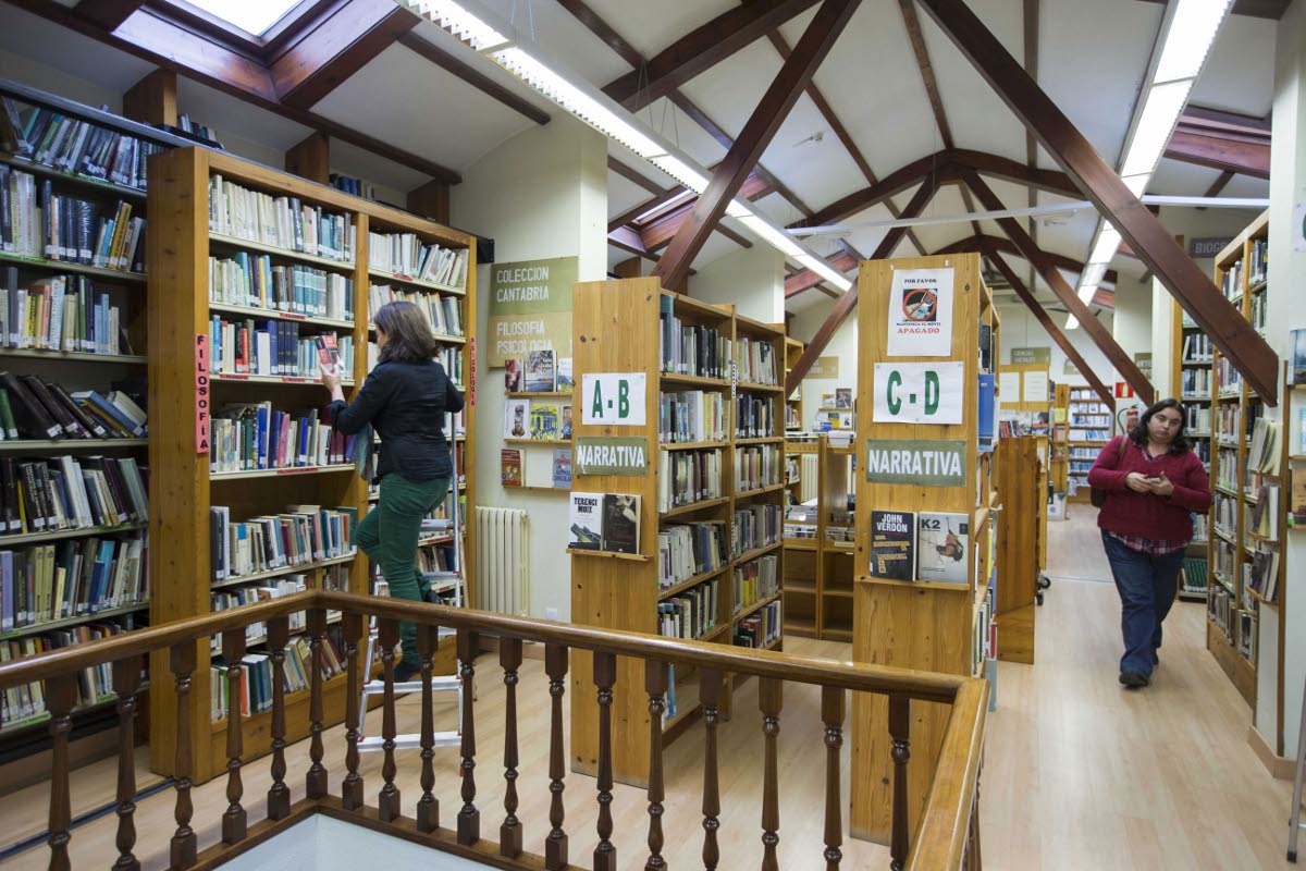 La Biblioteca Municipal prestó más de 33.800 libros en 2014, más de uno por habitante