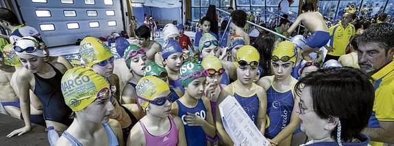 La natación cántabra gana enteros