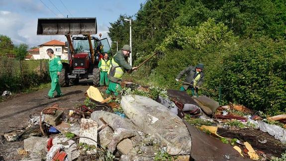 El comité del Serca acusa al Gobierno regional de impedir nuevas contrataciones