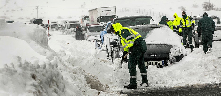 El hielo extrema el peligro en las carreteras