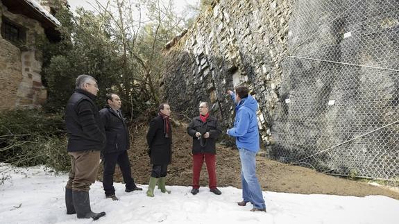 Cultura retirará con urgencia la escombrera del argayo de Santo Toribio