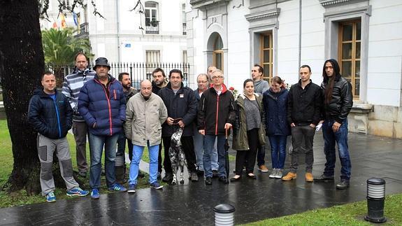 Protesta por las "irregularidades" en las plazas convocadas por el Ayuntamiento