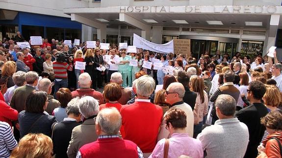 CC OO alerta de la precariedad laboral en el Hospital de Laredo