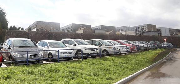 La Policía busca a los autores de los pinchazos a los 60 coches del Pctcan