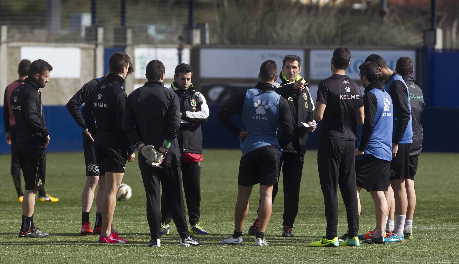 Duelo de necesitados en El Sardinero