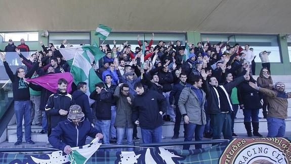 La afición espolea a la plantilla