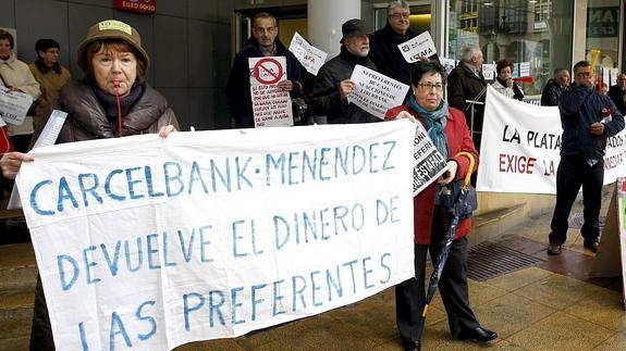 Consumidores desconfía de la solución para las preferentes de Liberbank