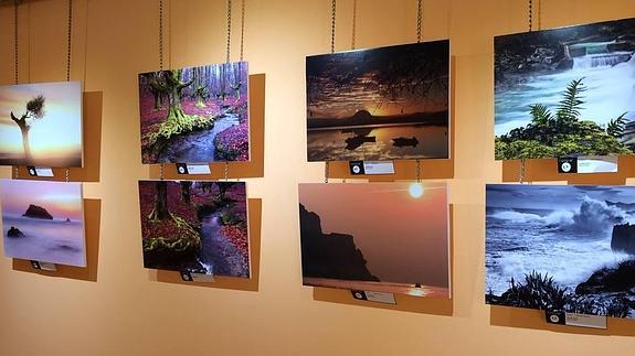 Subasta de fotografías en la Casa de Cultura de Santoña
