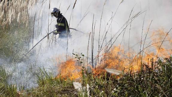 La quema de montes enfrenta a ecologistas y ganaderos