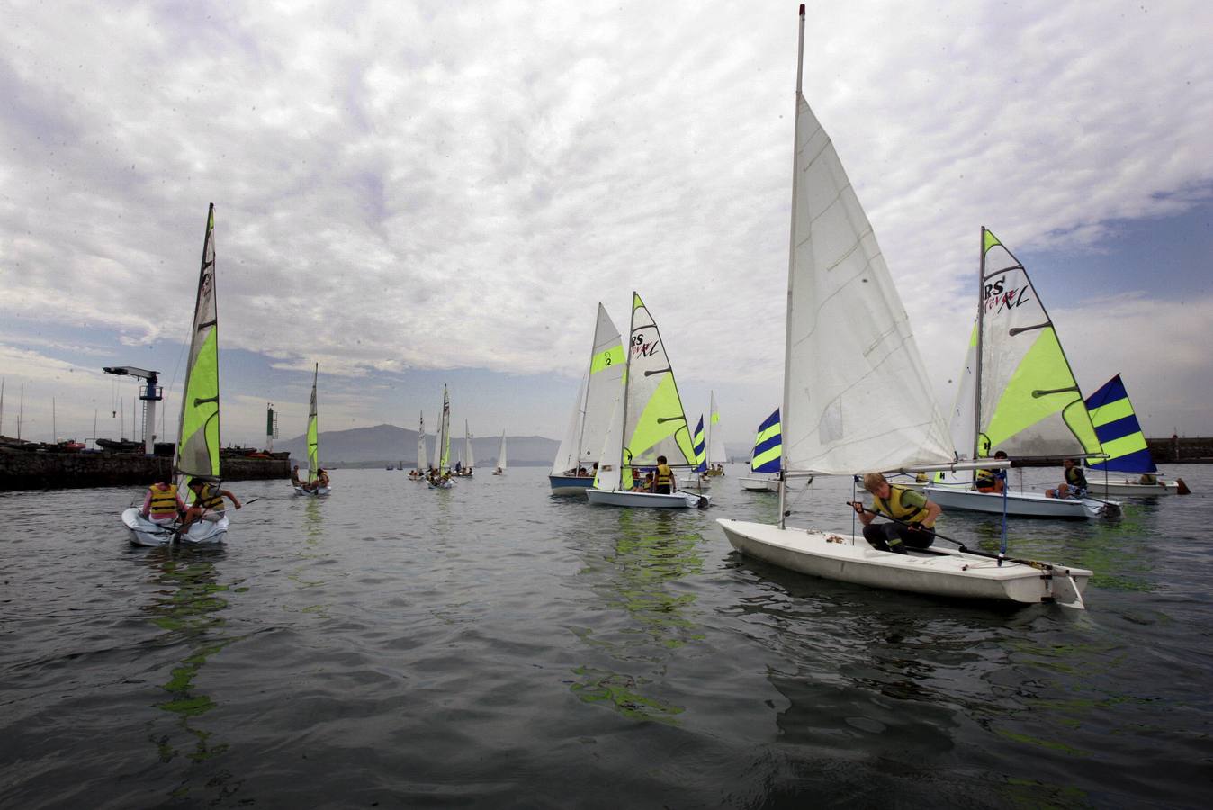 La vela ligera debuta en el Circuito Montañés