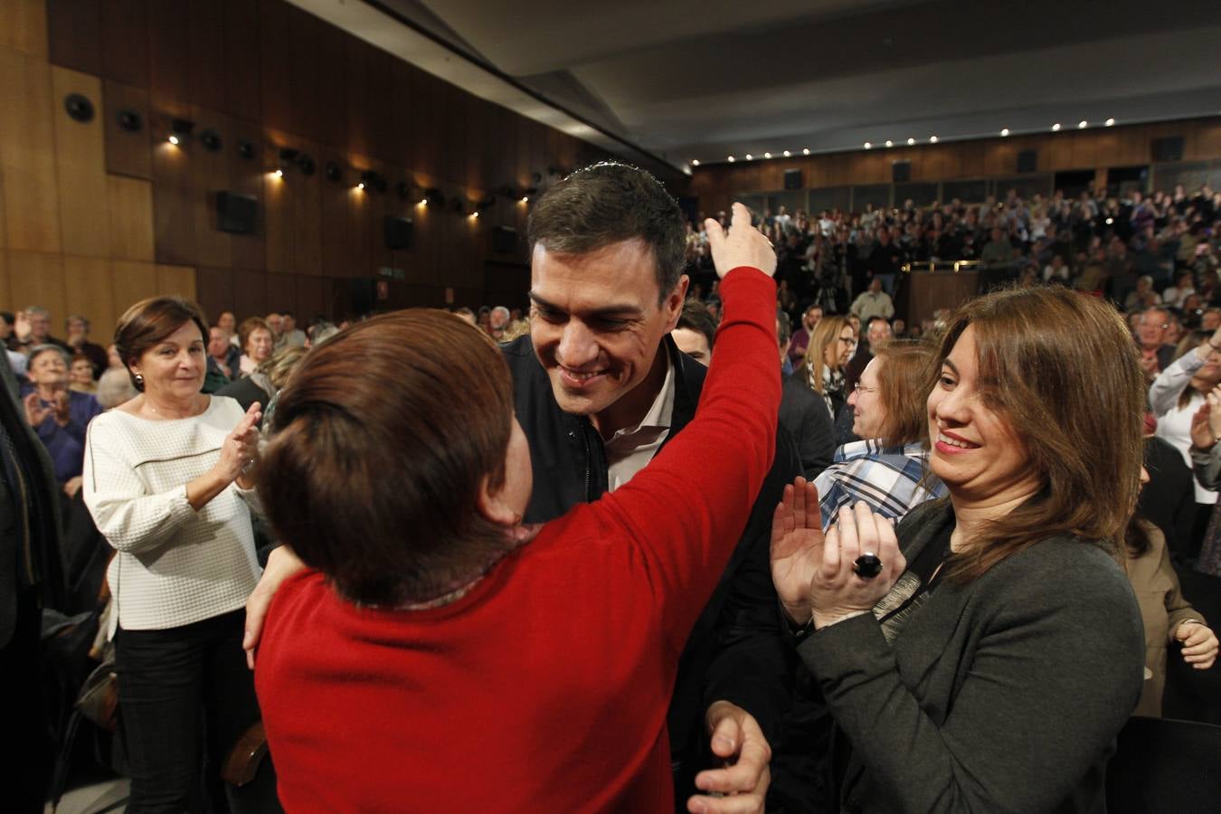 Sánchez critica en Santander la "nula empatía" de Rajoy con el sufrimiento de la gente