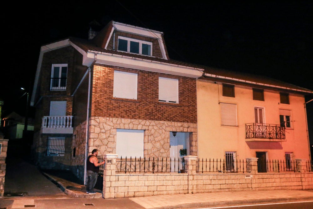 Seis heridos, entre ellos un niño, al explotar uuna chimenea en Ojaiz