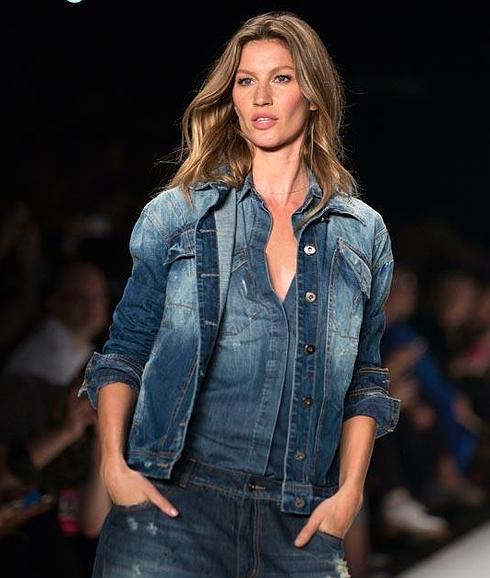 Gisele Bündchen se baja de la pasarela