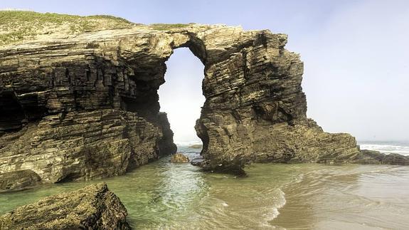 Playas de acceso restringido