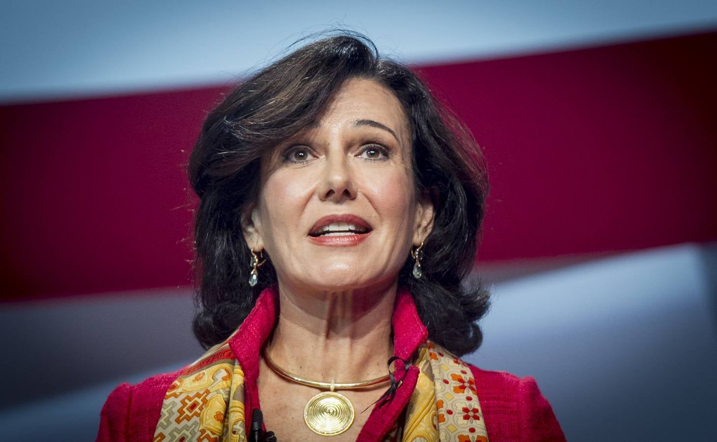 Ana Botín garantiza el "compromiso" de Banco Santander con Cantabria