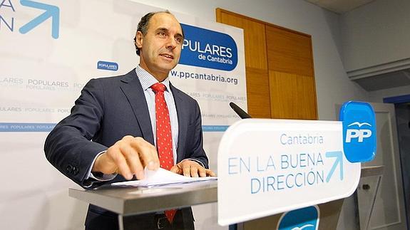 Diego incorpora a su lista a Santiago Recio y mantiene a su equipo actual