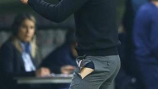 A Guardiola se le revienta el pantalón de la alegría