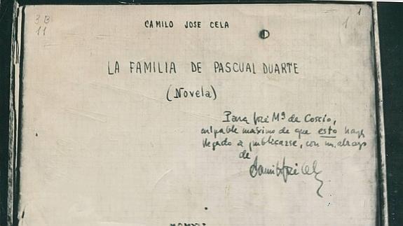 La galerista Carmen Carrión dona a Cantabria dos cartas del escritor Camilo José Cela