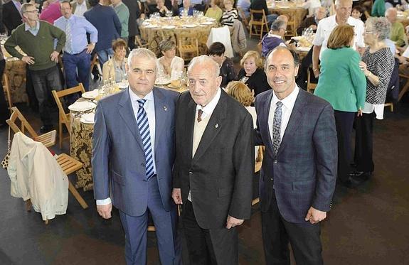 Guillermo Cortés recibe la Medalla de Oro al Mérito Deportivo de Cantabria