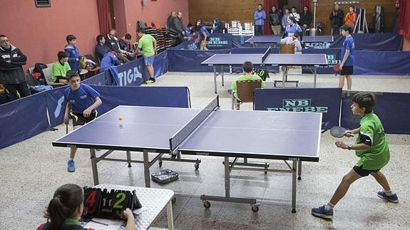 El II Torneo San Amancio de Tenis de Mesa reunirá en Torrelavega a más de cien deportistas