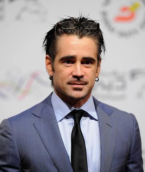 Colin Farrell pasa de novias