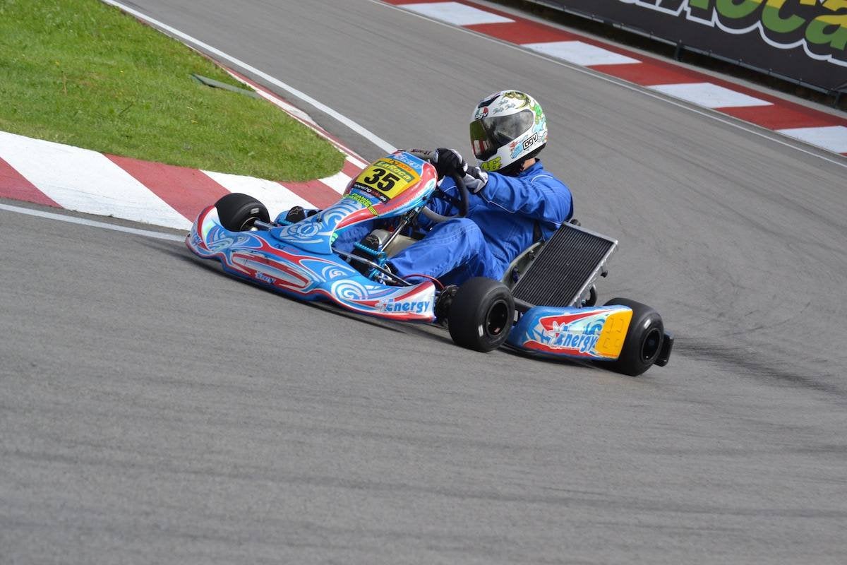 El karting renace en Cantabria