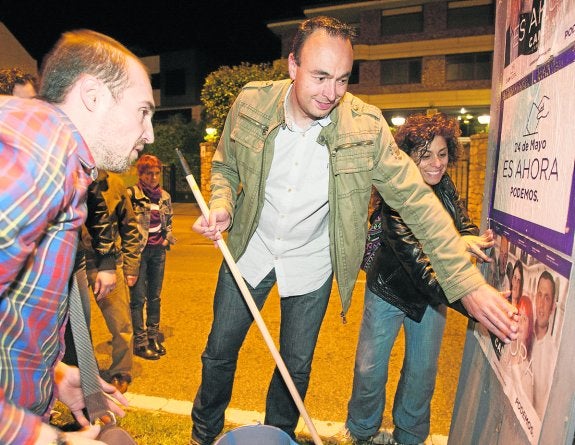 Podemos abre la campaña en Valdecilla, "símbolo" de su defensa de "lo público"