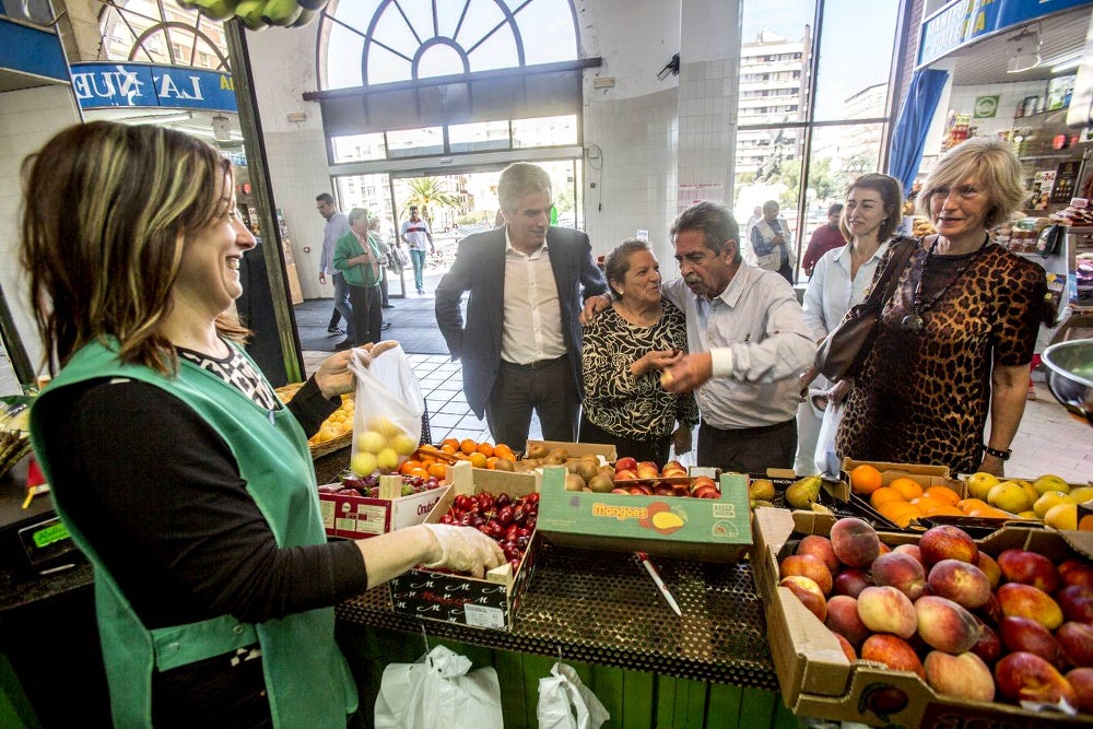 Revilla: "Me veo otra vez de presidente"